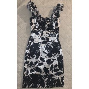 White House Black Market 00 dress